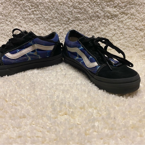 Kids Lightning Vans - Picture 5 of 5